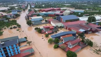 Cá nhân làm từ thiện khi bão lũ phải tuân thủ quy định nào?
