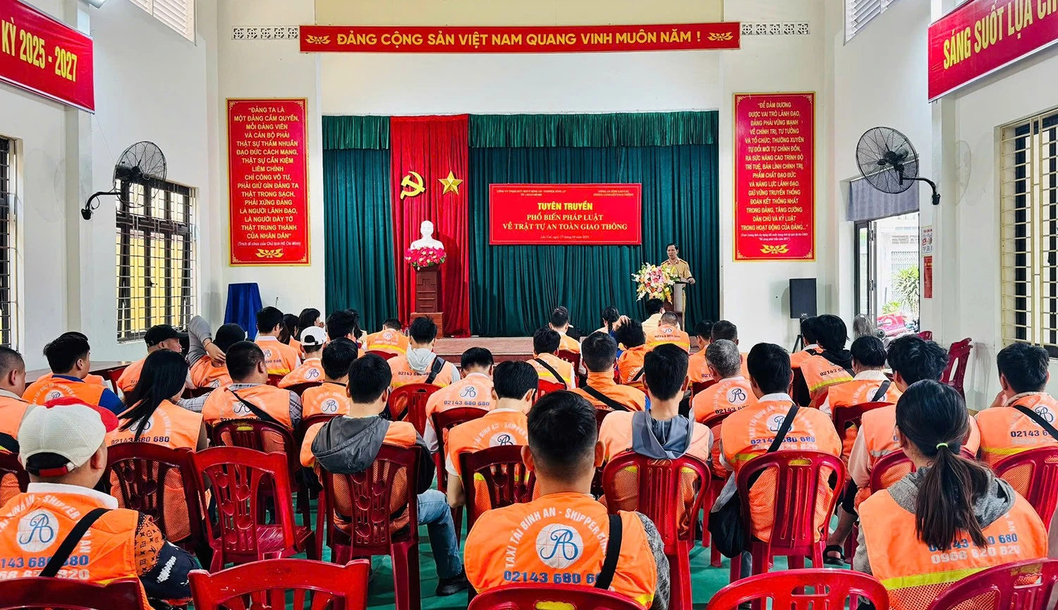 anh-1-quang-canh-buoi-tuyen-truyen-2.jpg