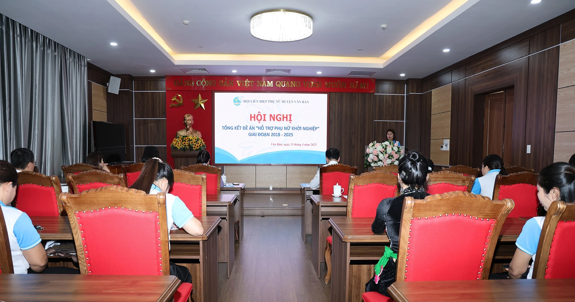 quang-canh-hoi-nghi.jpg