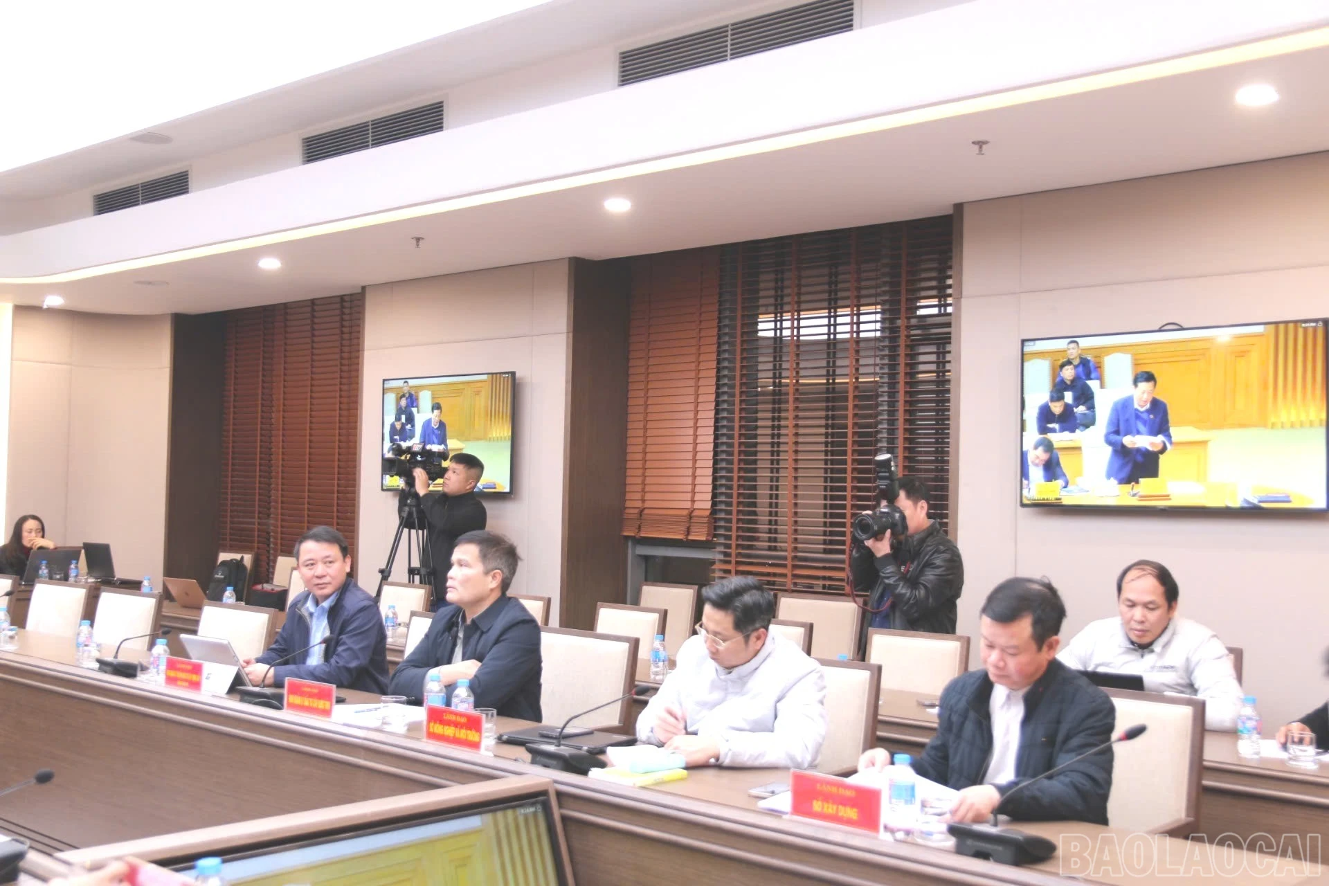 baolaocai-br_z7403928850008-05ec2b39e232a6a4e281de4c468f8653-6098.jpg