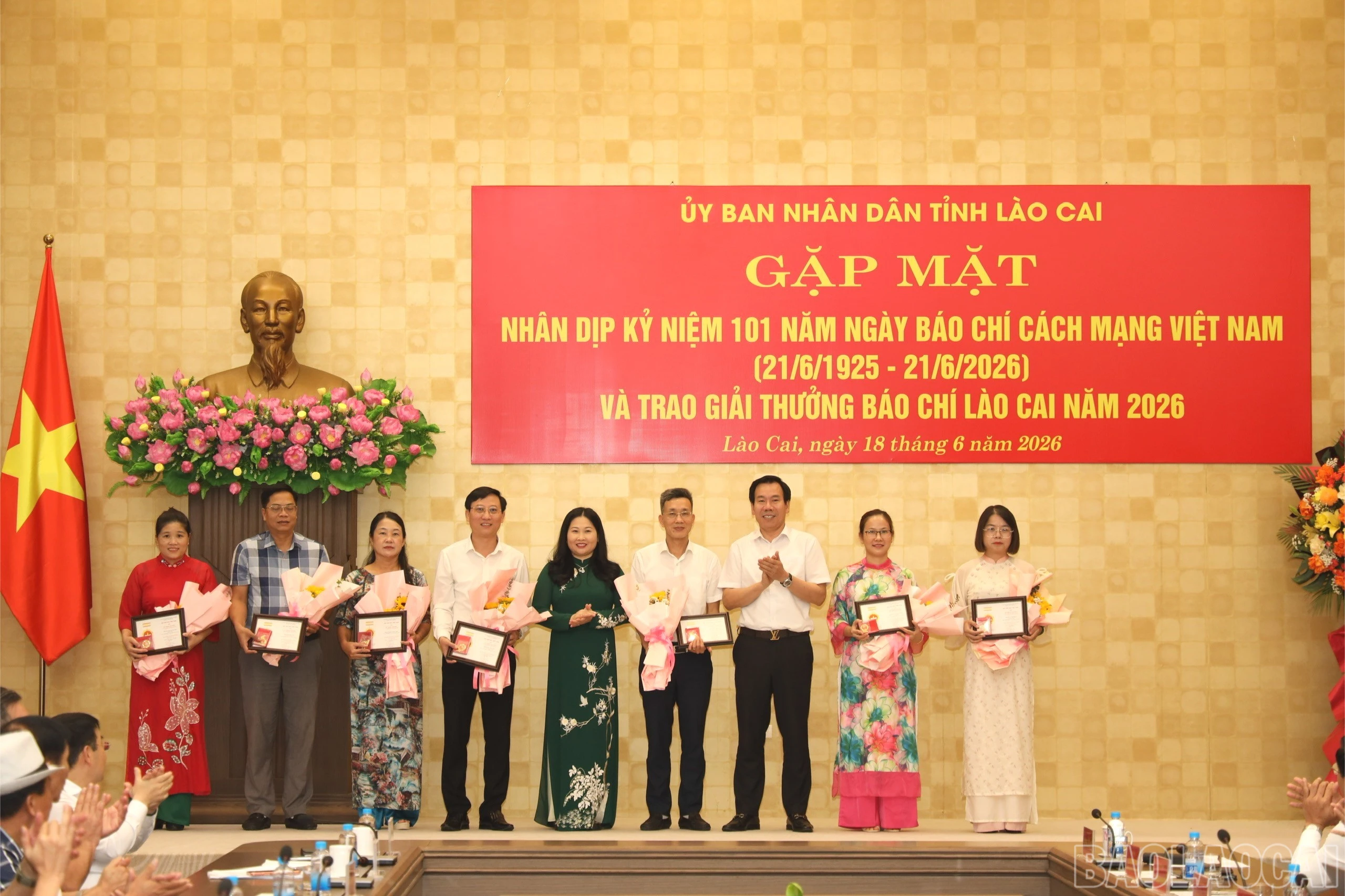 baolaocai-br_z7951060253904-4575ca8475263ed79145e863c414d951-1823.jpg