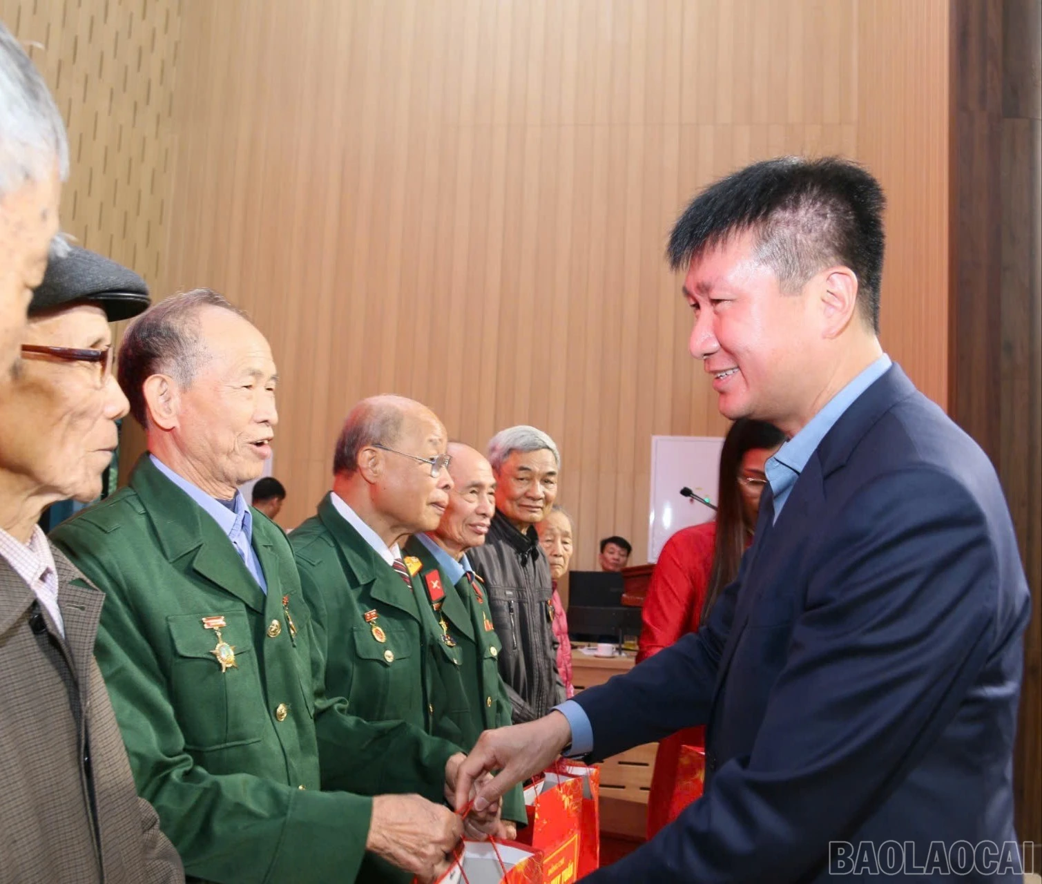 baolaocai-br_z7536041873645-cdfafbe455da2c75e5da9d635a56e925-566.jpg