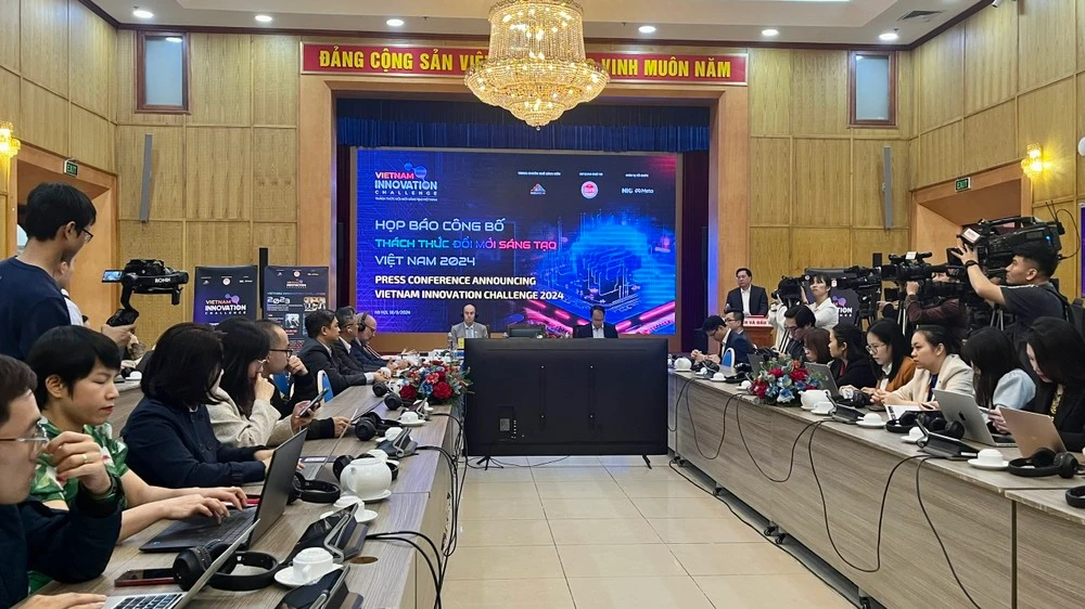 Họp báo công bố Chương trình Thách thức Đổi mới sáng tạo Việt Nam 2024.