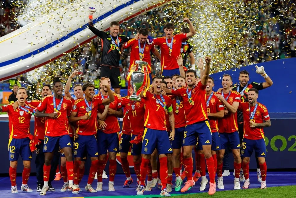 Đội tuyển Tây Ban Nha vô địch EURO 2024 với nhiều kỷ lục được thiết lập.
