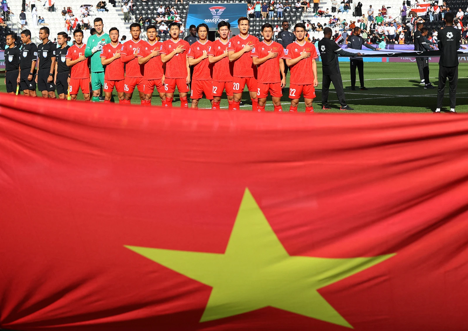 tuyen-viet-nam-iraq-1-308.jpg
