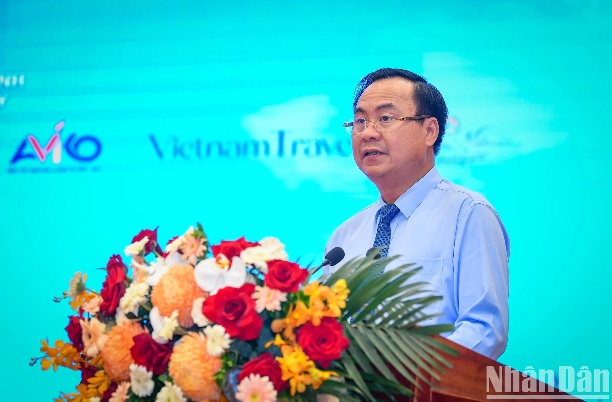 Đồng chí Võ Văn Hưng, Chủ tịch Ủy ban nhân dân tỉnh Quảng Trị chia sẻ thông tin tại sự kiện.