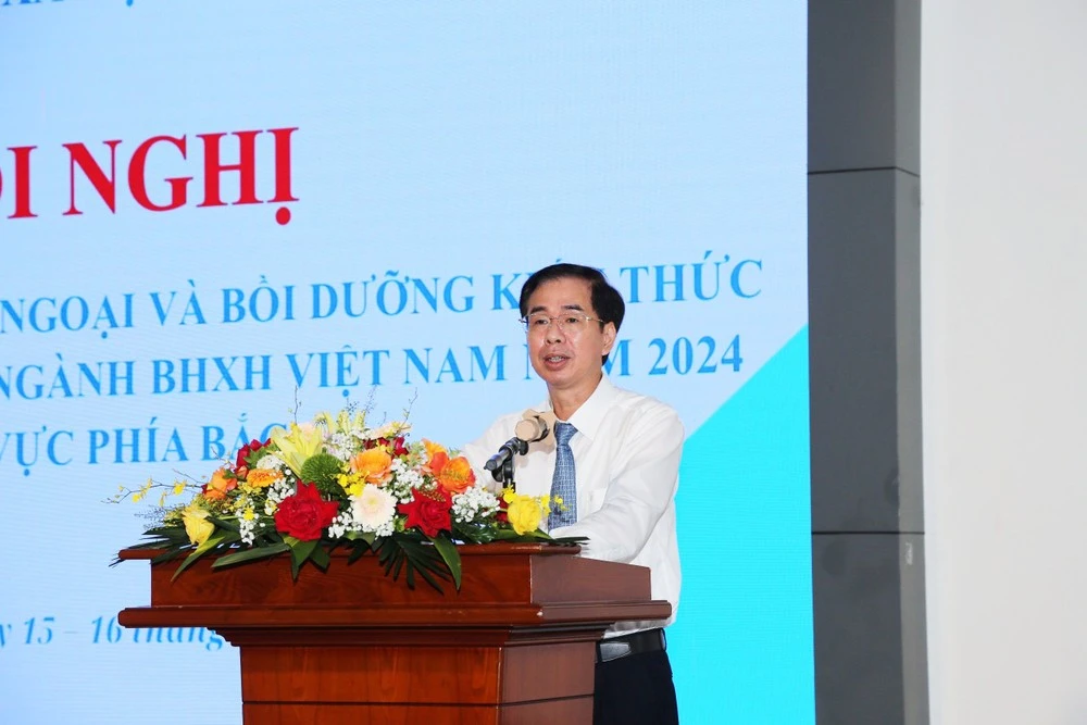 Ông Đào Việt Ánh, Phó Tổng Giám đốc Bảo hiểm xã hội Việt Nam phát biểu tại hội nghị.