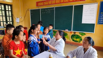 Từ 15/7/2026, lĩnh vực y tế được áp dụng chế độ phụ cấp đặc thù gì? 