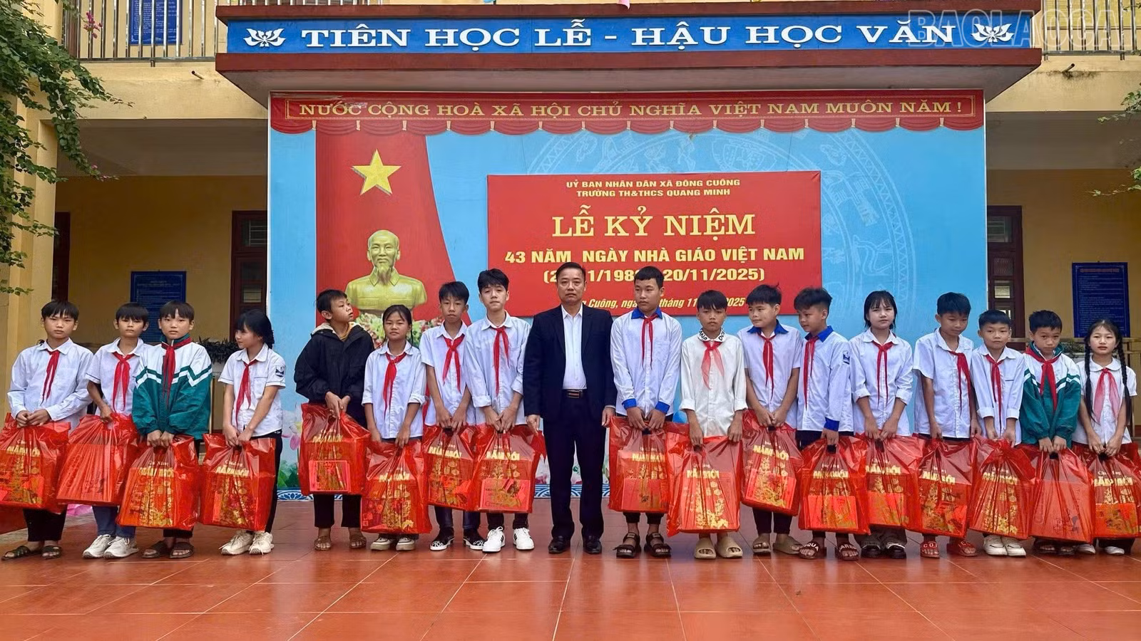 baolaocai-tr_z7440848891803-a66e23beaf7833c5729c760c68c6e214.jpg