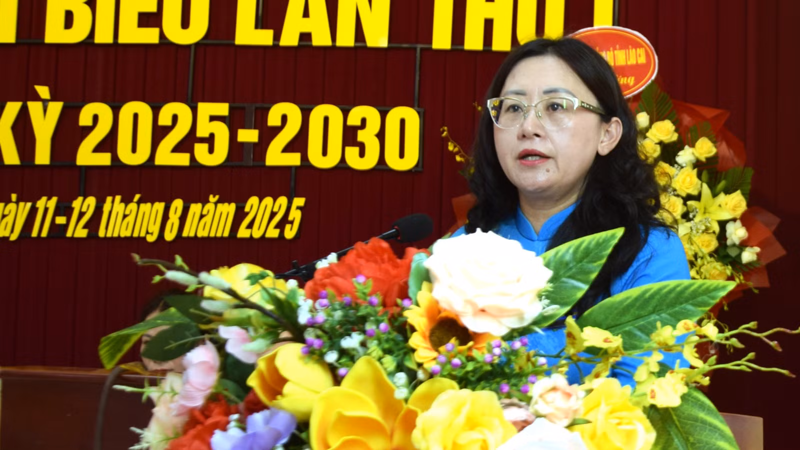 Đồng chí Giàng Thị Dung - Phó Bí thư Tỉnh ủy, Chủ tịch Ủy ban Mặt trận Tổ quốc Việt Nam tỉnh phát biểu chỉ đạo Đại hội.