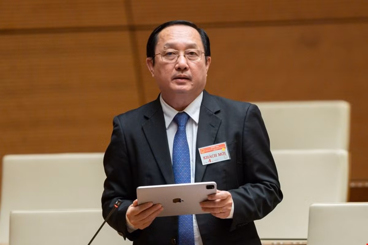 Bộ trưởng Bộ Khoa học và Công nghệ Huỳnh Thành Đạt.