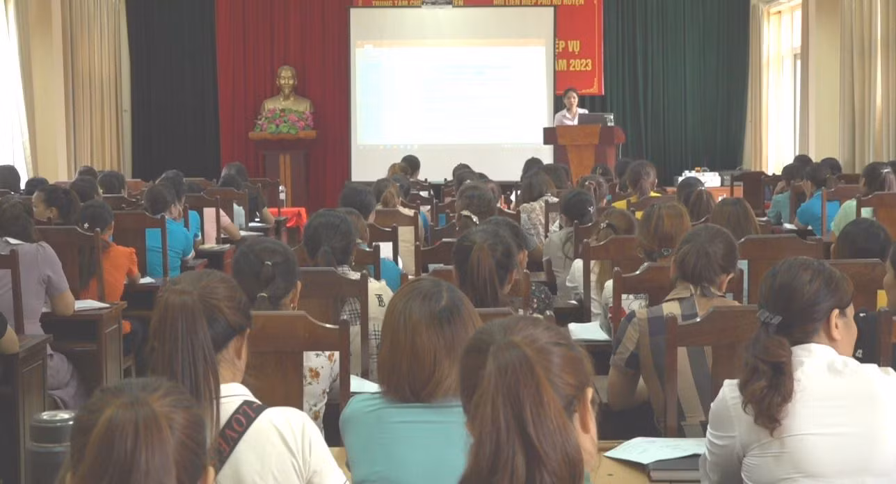 Quang cảnh hội nghị.jpg