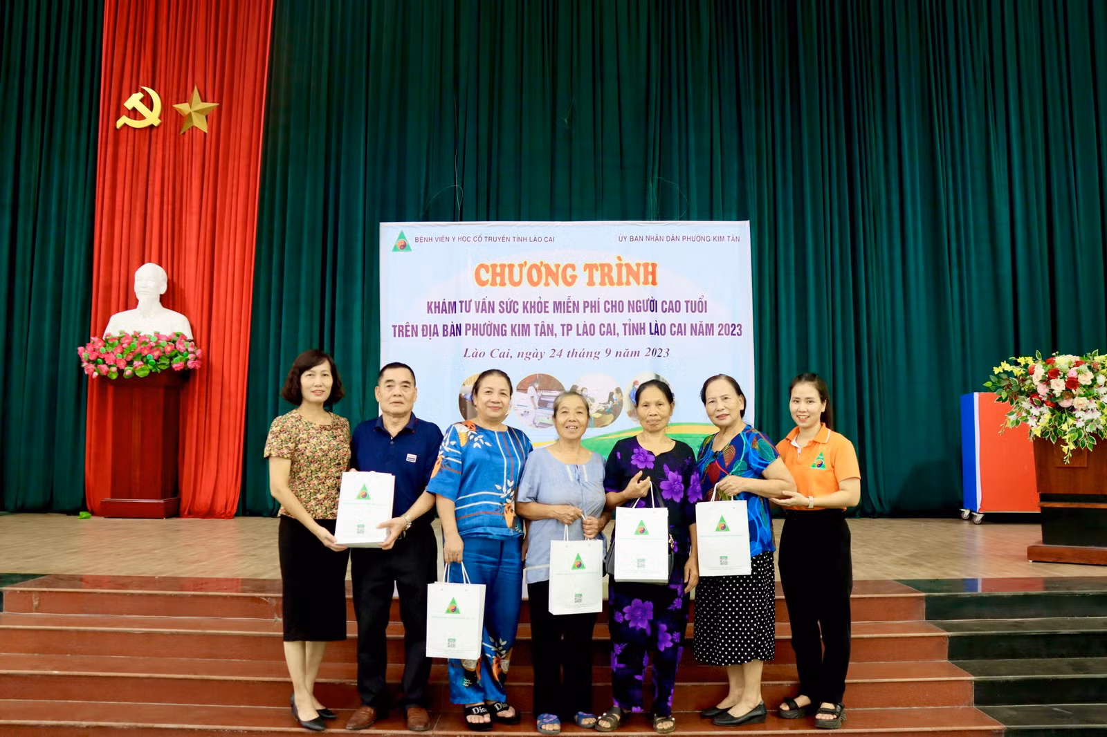 Anh 2 tin BV YHCT ksk.jpg
