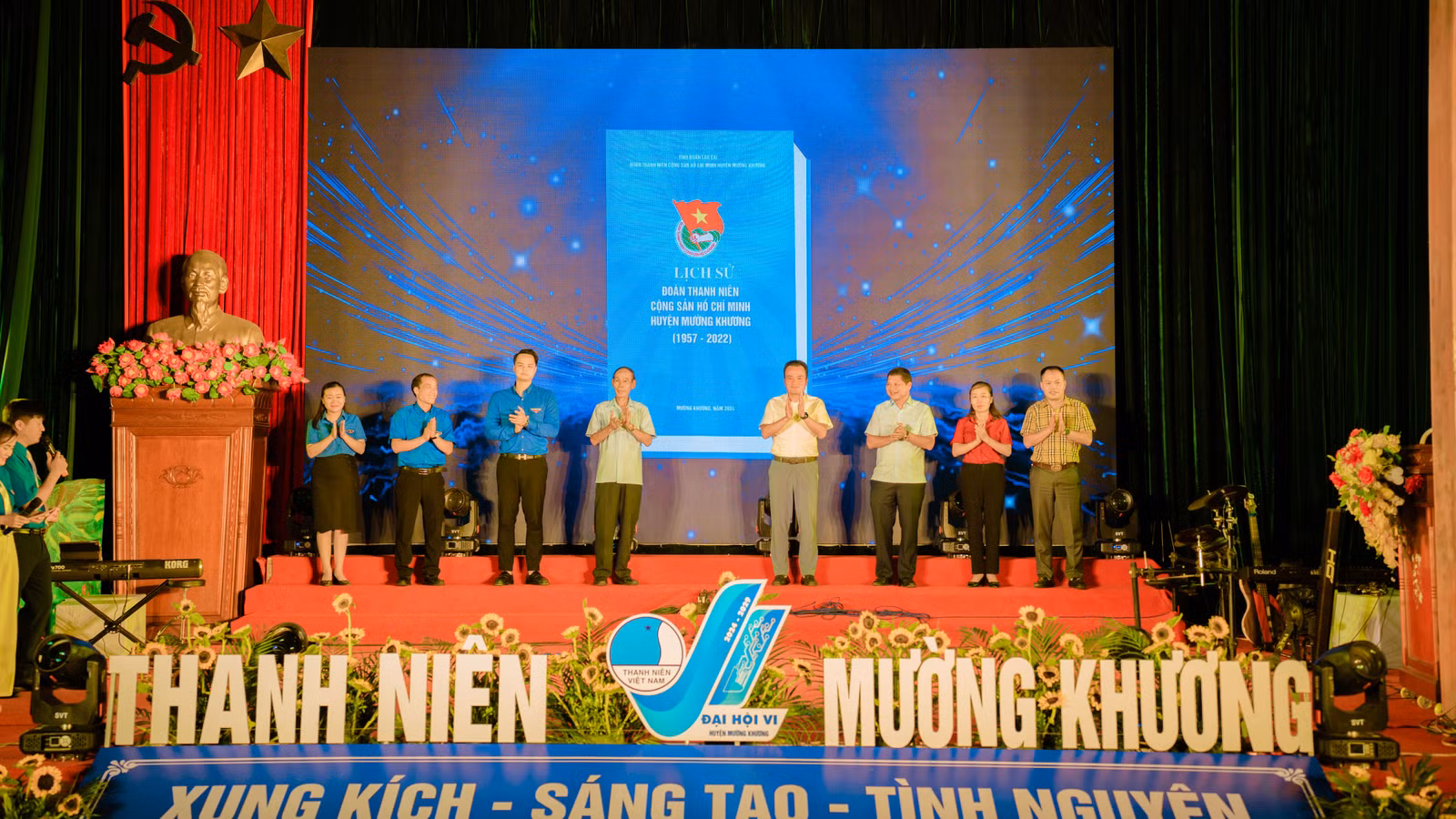 Ra mắt cuốn sách lịch sử Đoàn Thanh niên Cộng sản Hồ Chí Minh huyện Mường Khương (giai đoạn 1957 - 2022).