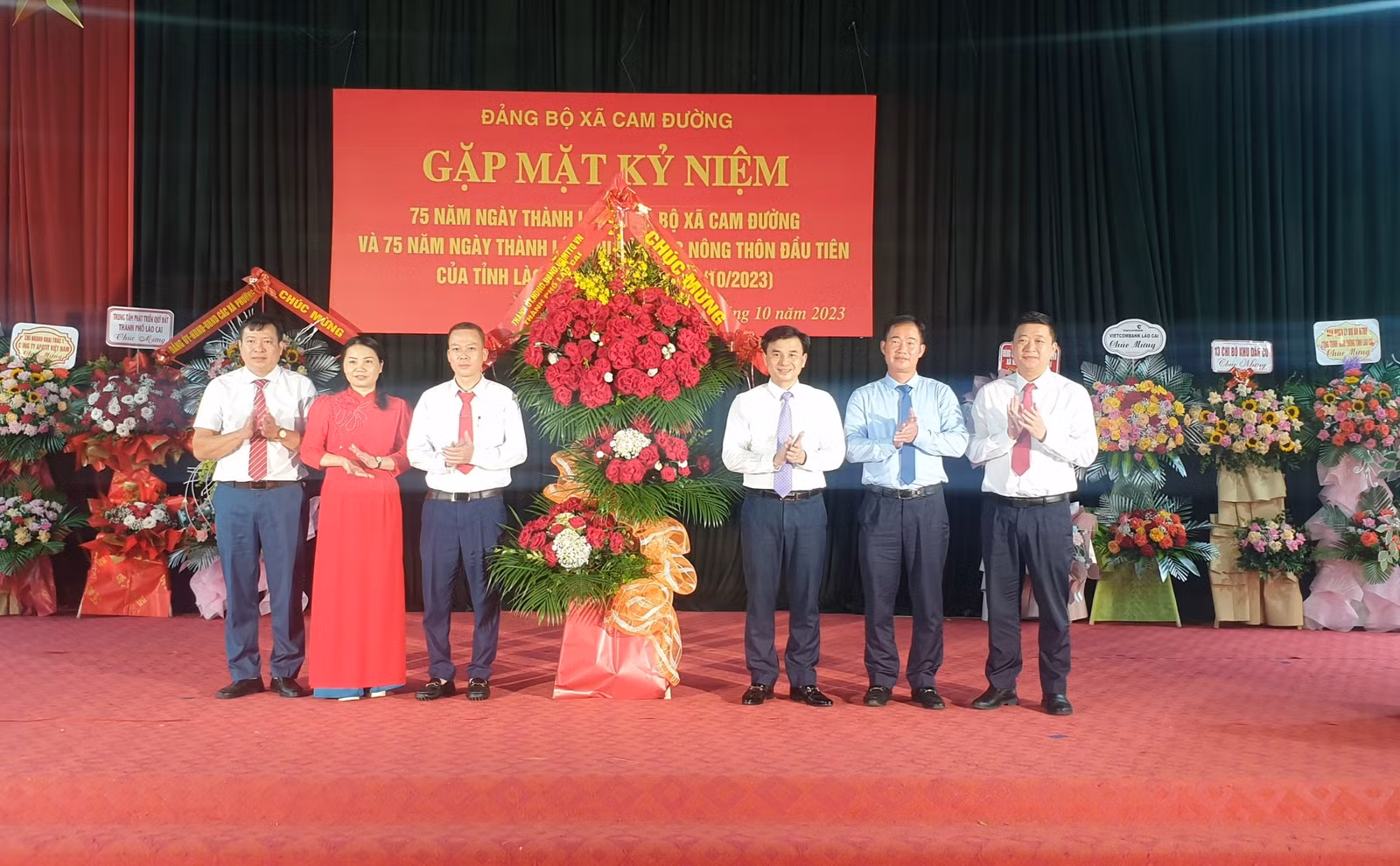 chi bộ Cam Đường 2.jpg