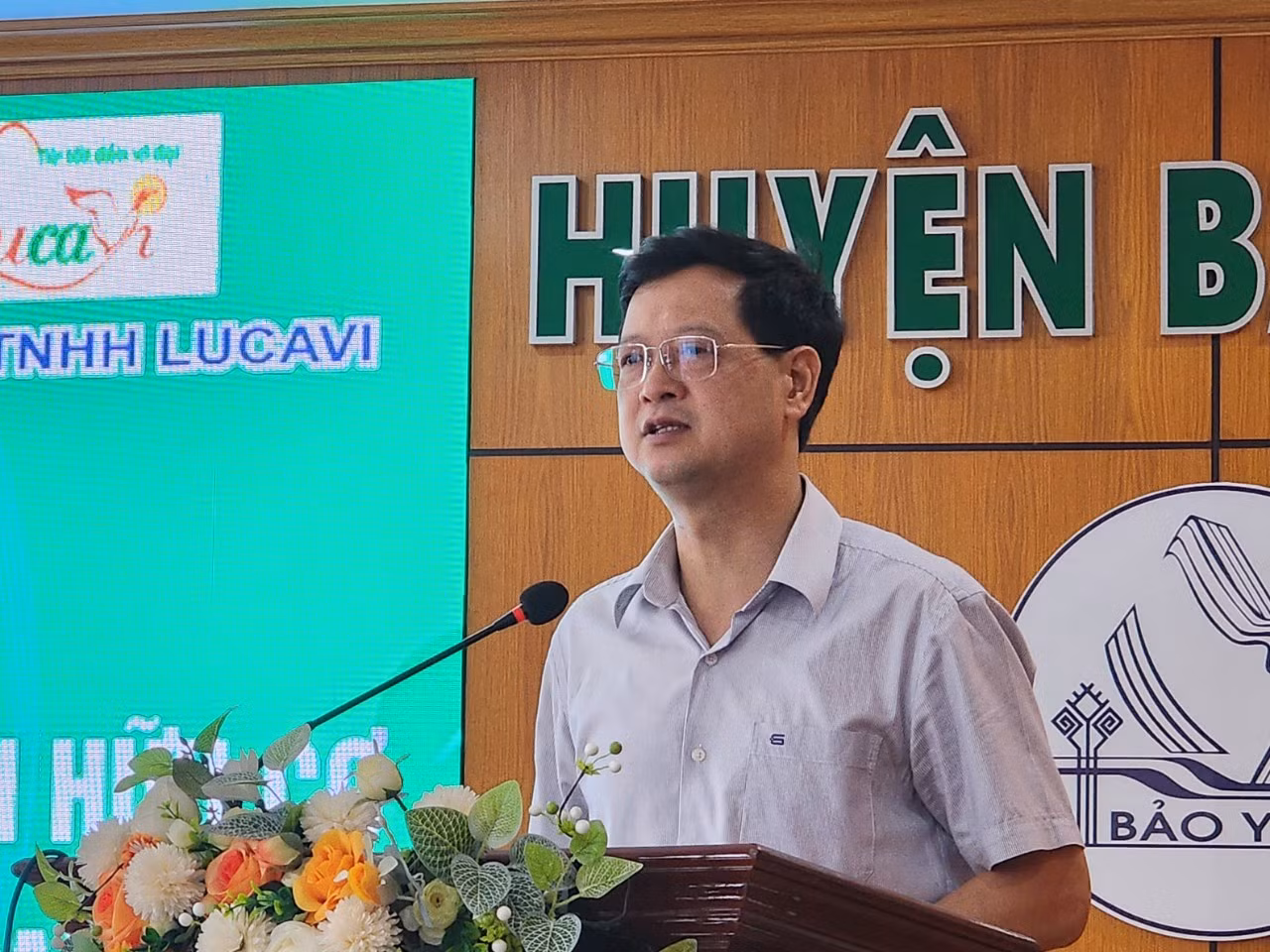 Lãnh đạo Hội nông dân tỉnh Lào Cai phát biểu tại hội nghị.jpg