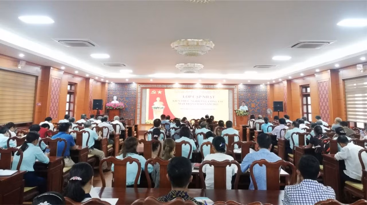tập huấn.png