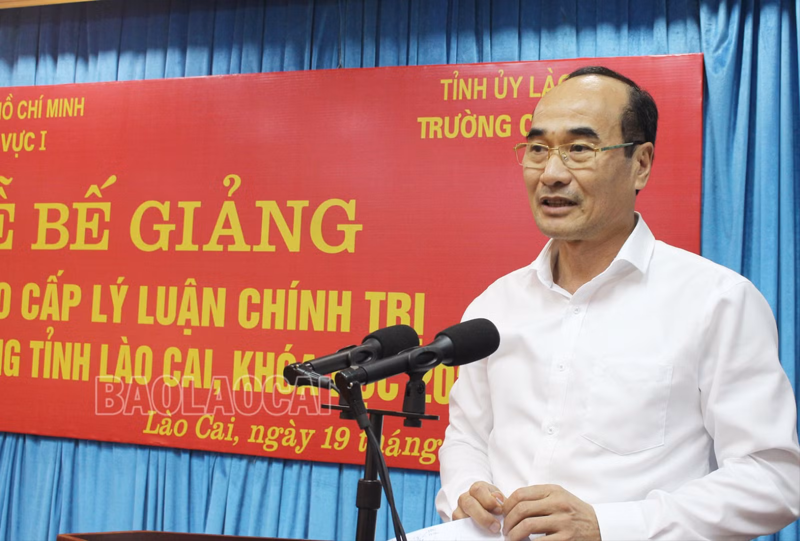 cao cấp lý luận chính trị (4).JPG