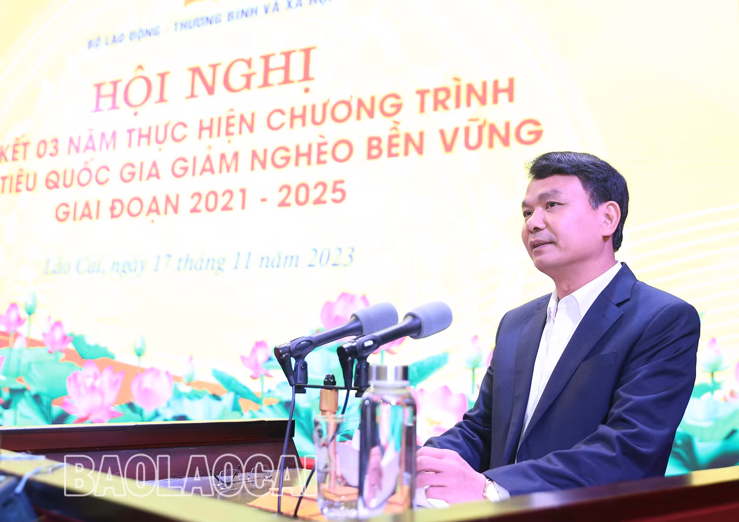Bí thư Tỉnh ủy Đặng Xuân Phong phát biểu chào mừng.