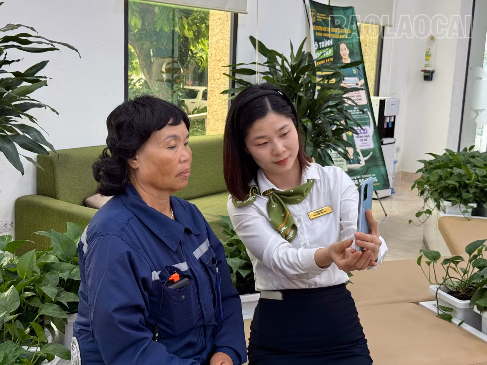Hỗ trợ khách hàng xác thực bằng khuôn mặt.jpg