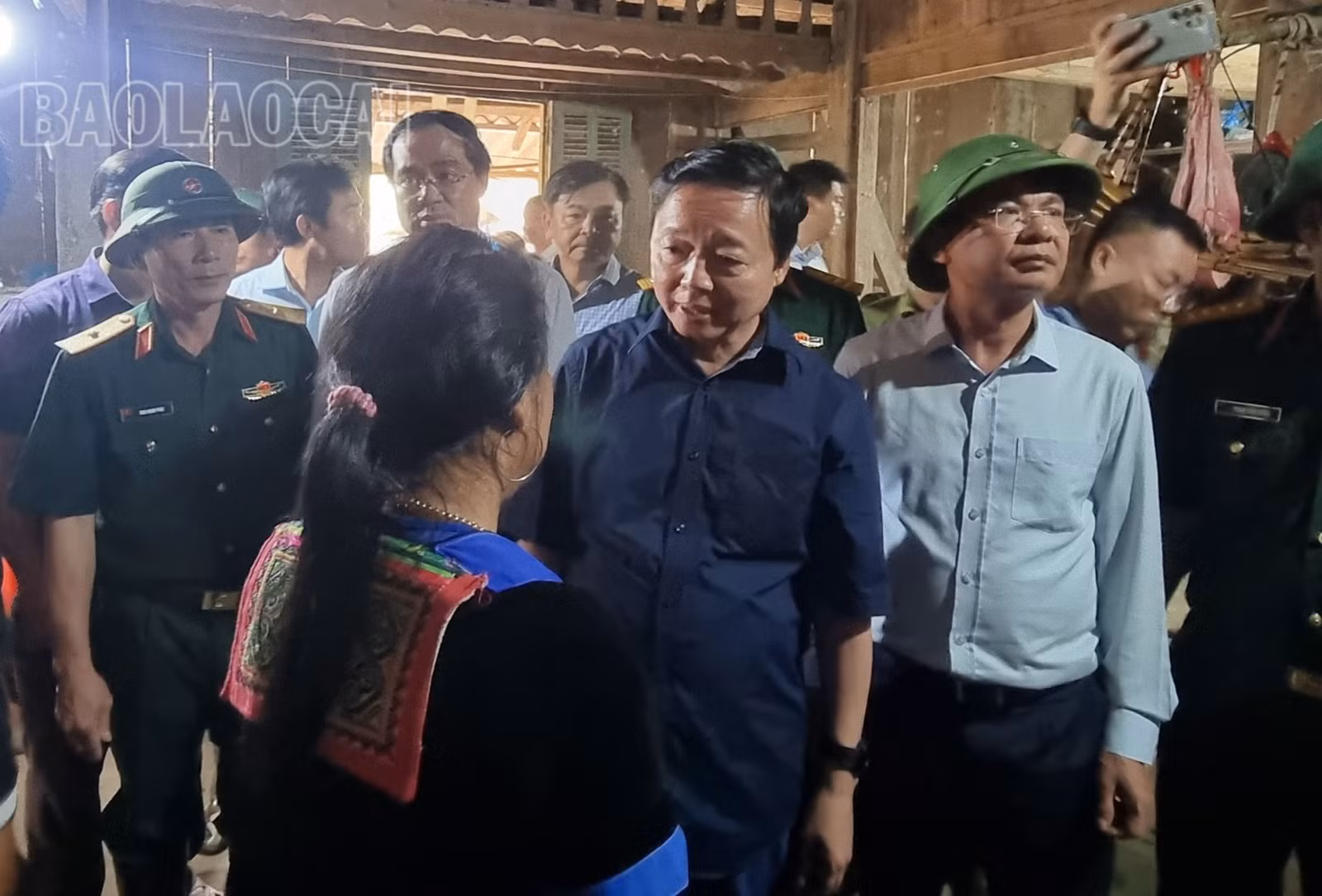 thăm hỏi 2.jpg