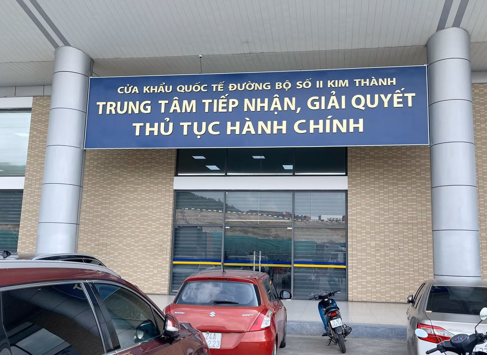 cửa khẩu (5).jpg