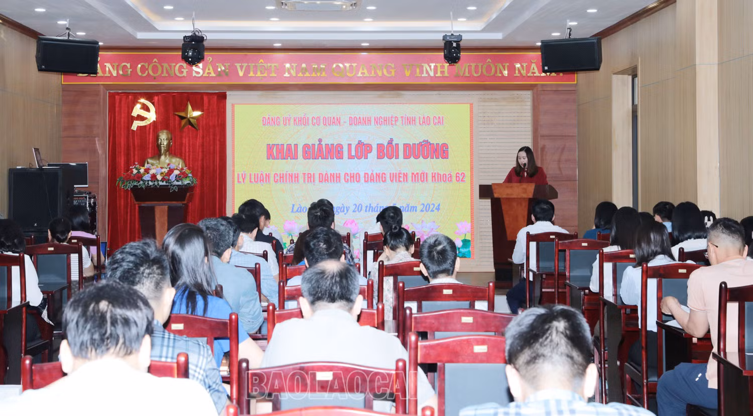 thay-1.jpg