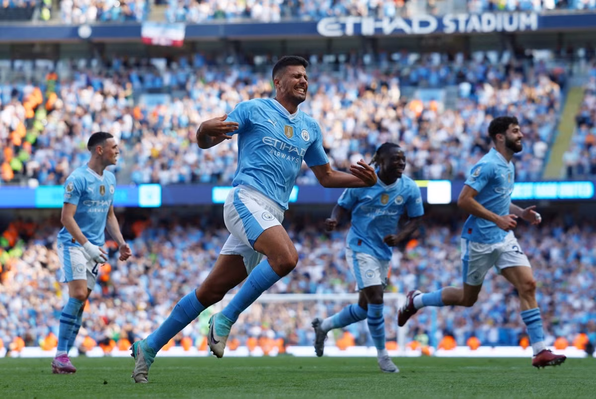 Man City sở hữu chiều sâu đội hình vượt trội các đối thủ. (Ảnh: Reuters)