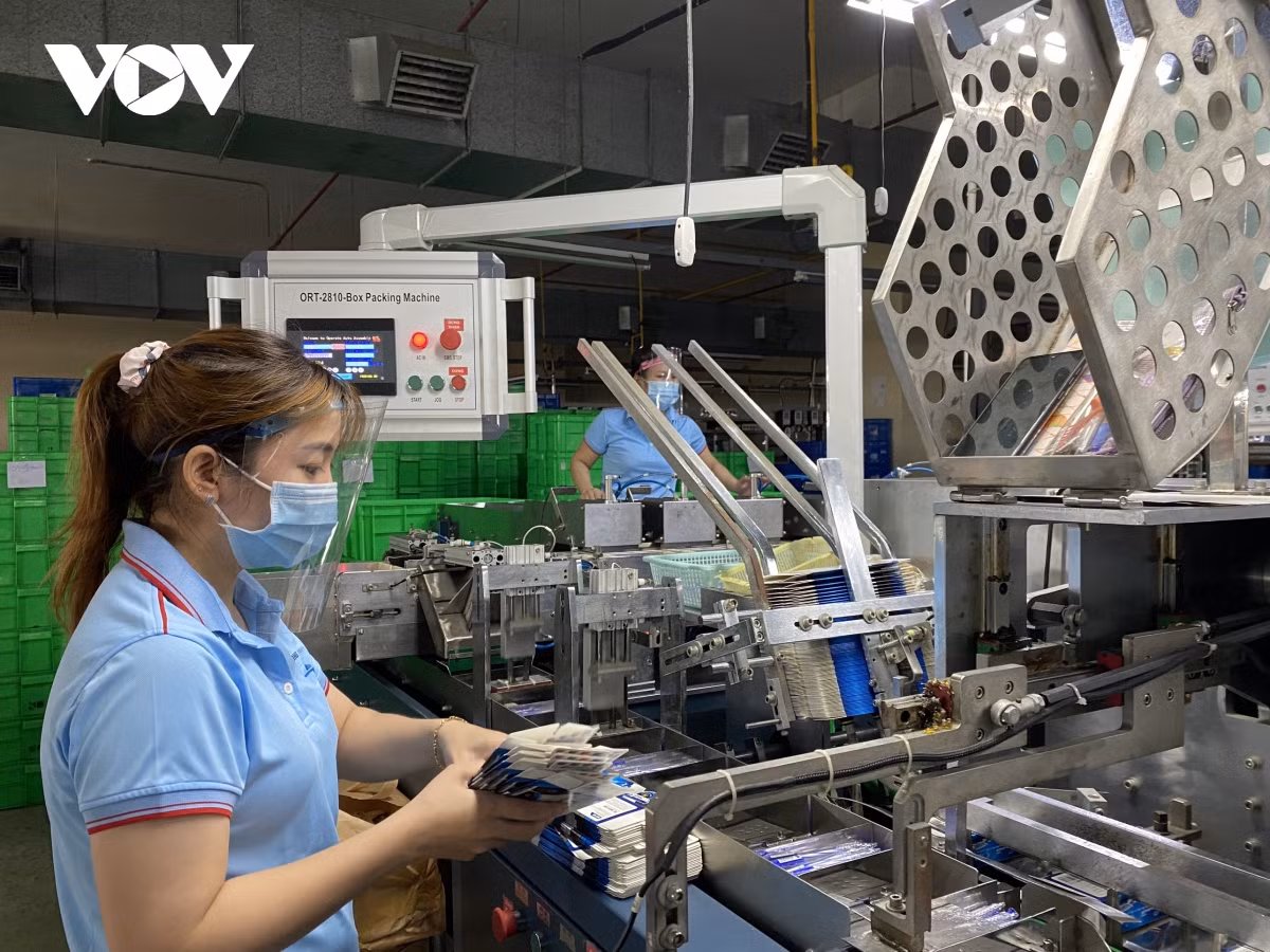 Doanh nghiệp tích cực thực hiện mục tiêu kép, vừa phòng dịch vừa đảm bảo sản xuất kinh doanh_0.jpg