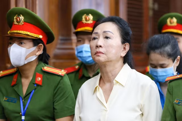 Bị cáo Trương Mỹ Lan tại tòa sáng 21/3.