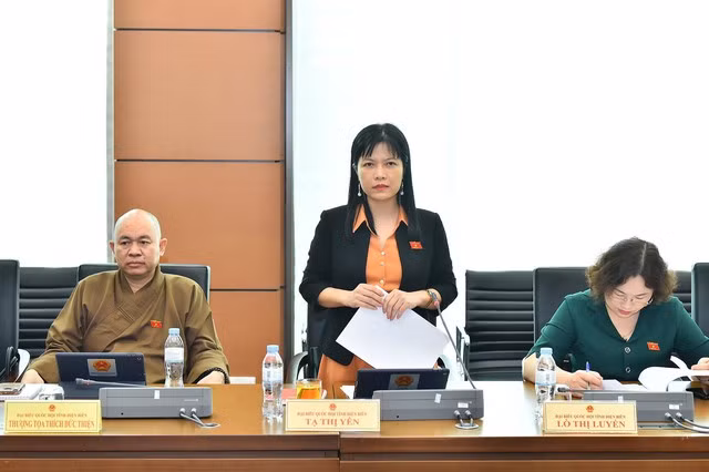 Đại biểu Tạ Thị Yên - Đoàn ĐBQH tỉnh Điện Biên.
