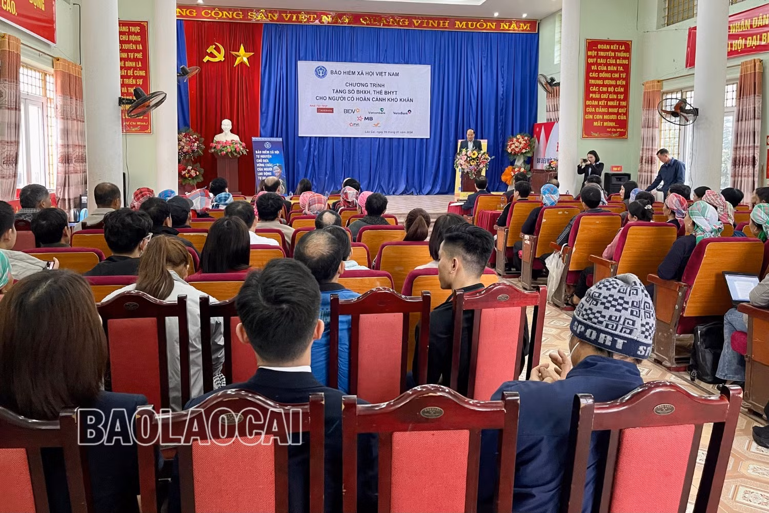 thiet-ke-chua-co-ten-7-6211.jpg