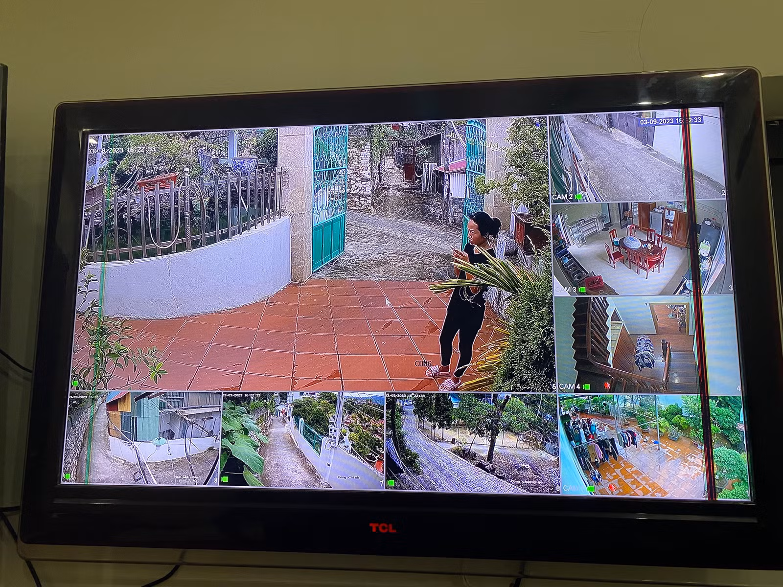 Ảnh3. Tĩnh lắp đặt hệ thống camera an ninh báo động xung quanh nơi ở (1).jpg