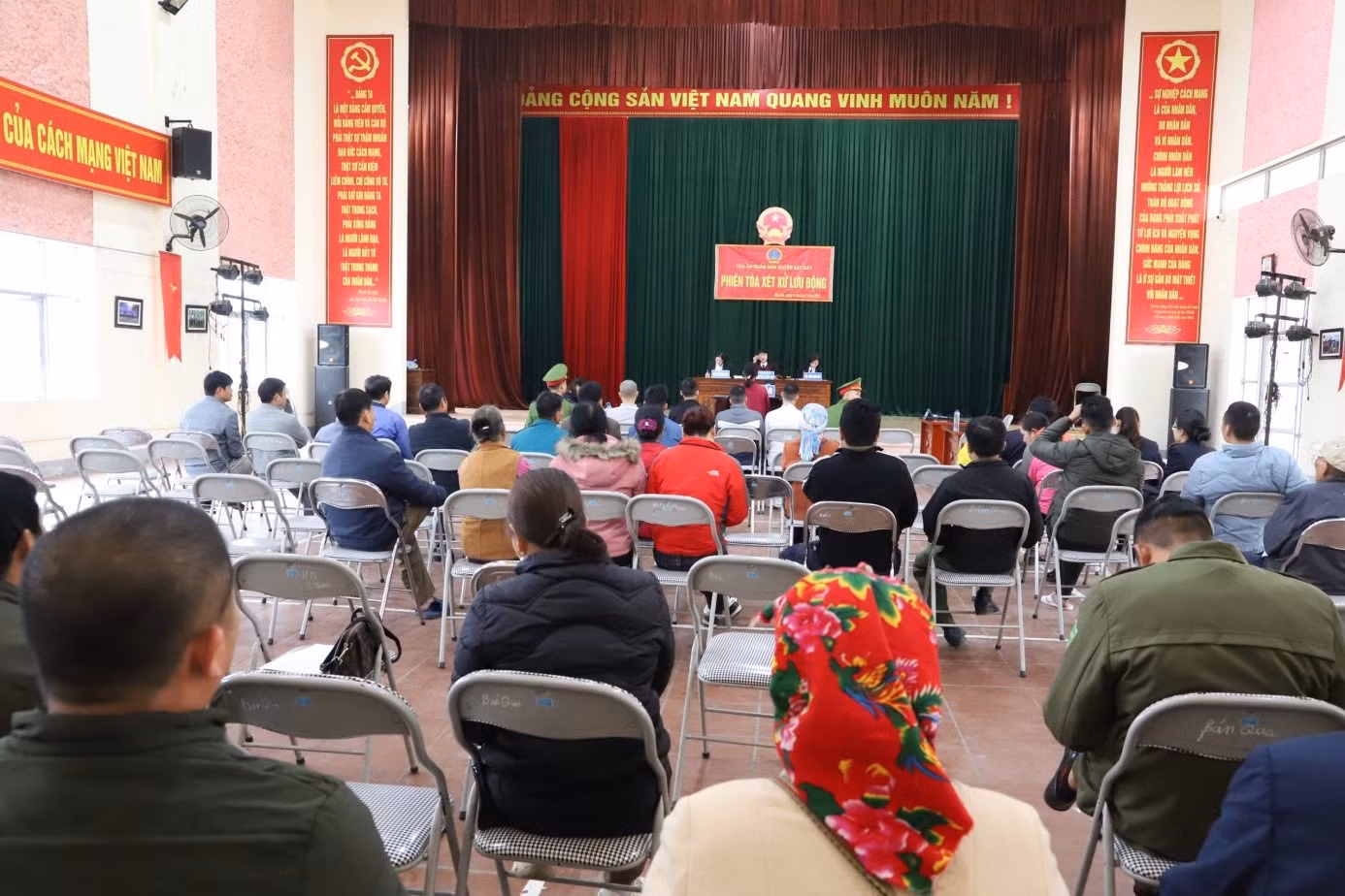 quang-canh-buoi-xet-xu-luu-dong-3448.jpg