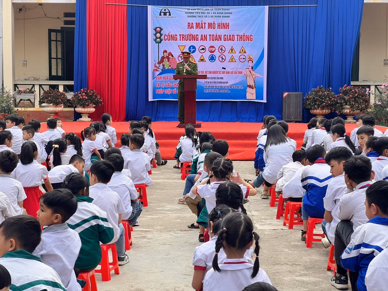 toàn cảnh buổi tuyên truyền.jpg