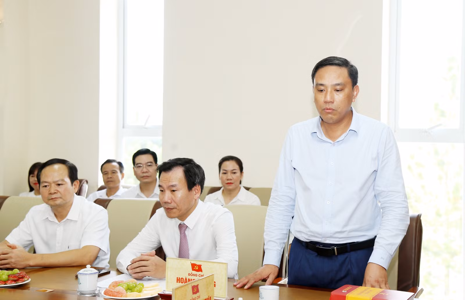 ảnh thay.jpg