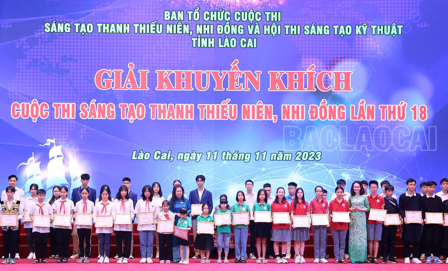 thi 8.jpg