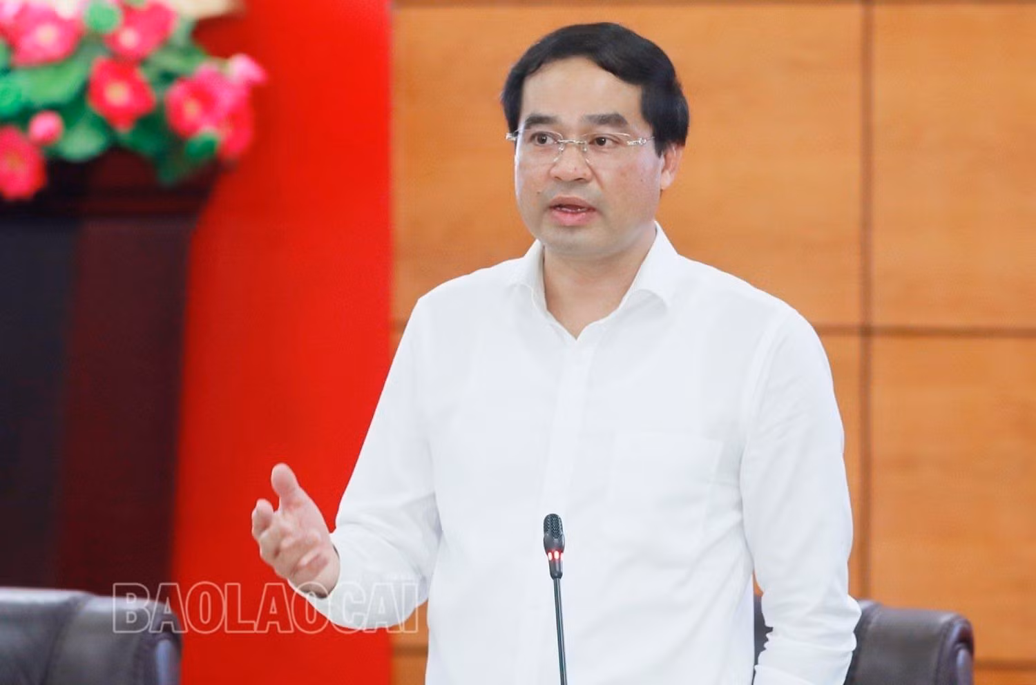 Đồng chí Trịnh Xuân Trường, Chủ tịch UBND tỉnh chỉ đạo tại buổi làm việc.