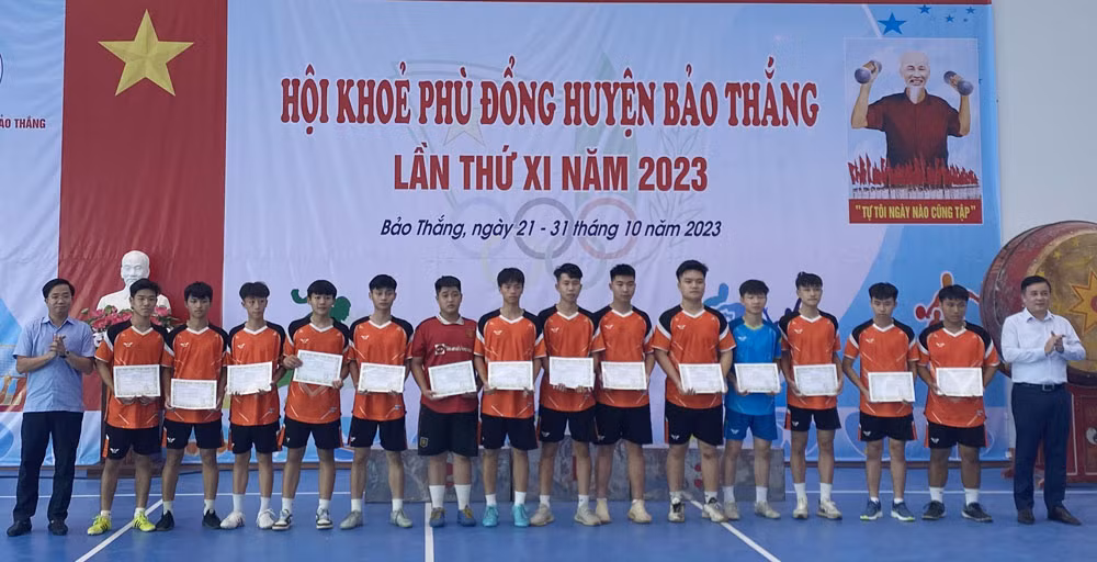 Trao gải môn bóng đá nam.jpg