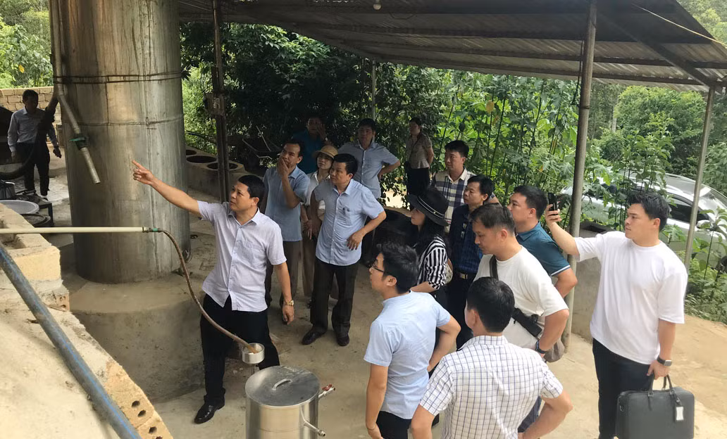 khu chế biến tinh dầu tía tô(1).jpg