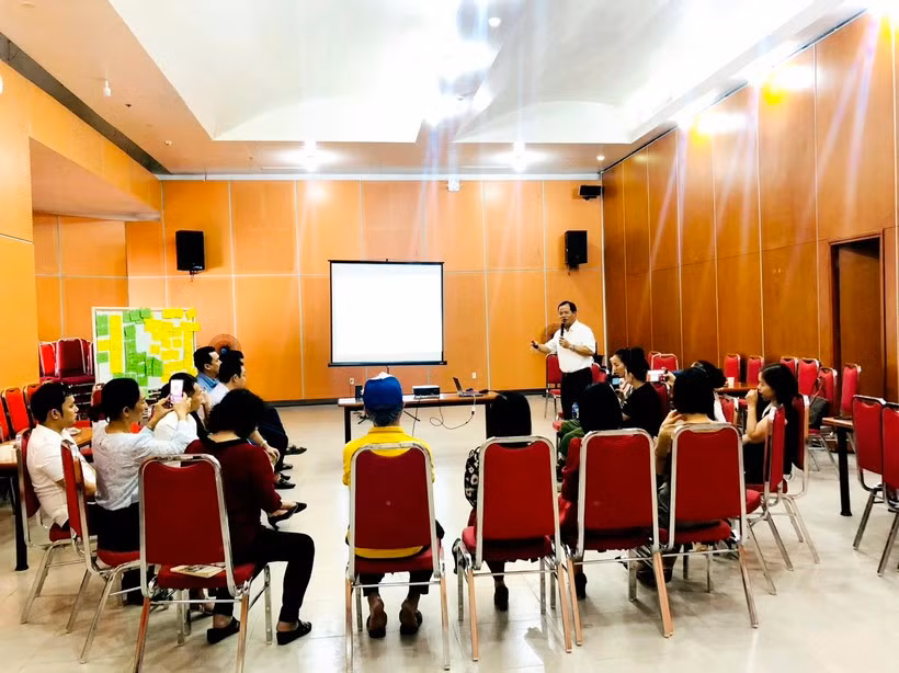 Các học viên tham gia hội thảo được trang bị kiến thức về bình đẳng giới trong các lĩnh vực quản lý, hành chính công, y tế, giáo dục, kinh tế.