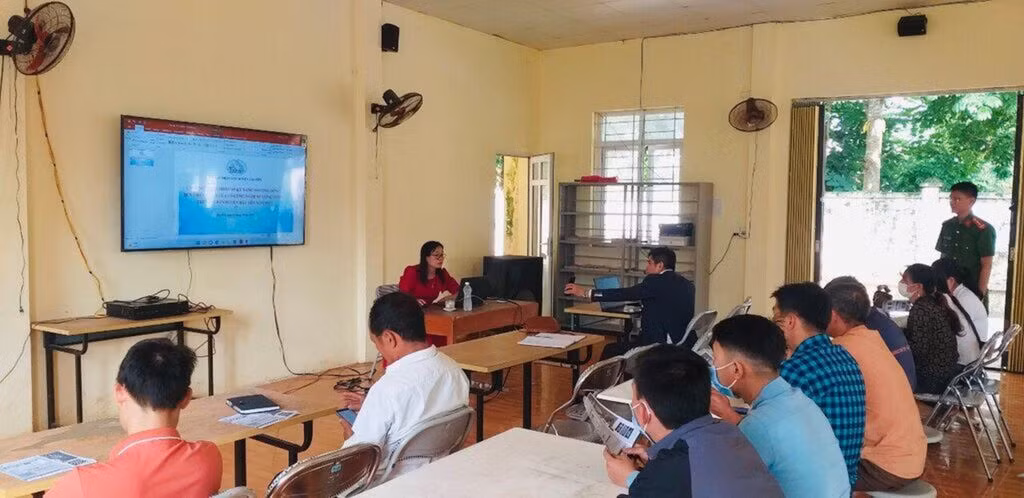 Tập huấn cho Tổ công nghệ số cộng đồng tại các thôn, bản của huyện Bảo Yên, tỉnh Lào Cai.