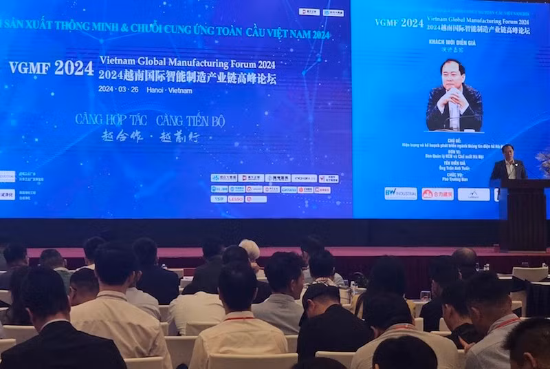 Quang cảnh Diễn đàn Chuỗi sản xuất thông minh và chuỗi cung ứng toàn cầu Việt Nam 2024.