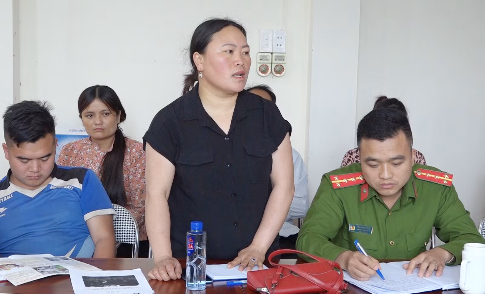 Cac dai bieu thao luan giai phap nang cao hieu qua hoat dong.jpg