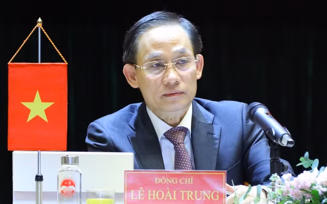 Ông Lê Hoài Trung.
