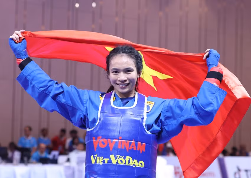 ...đem về chiếc HCV đầu tiên cho môn vovinam Việt Nam.
