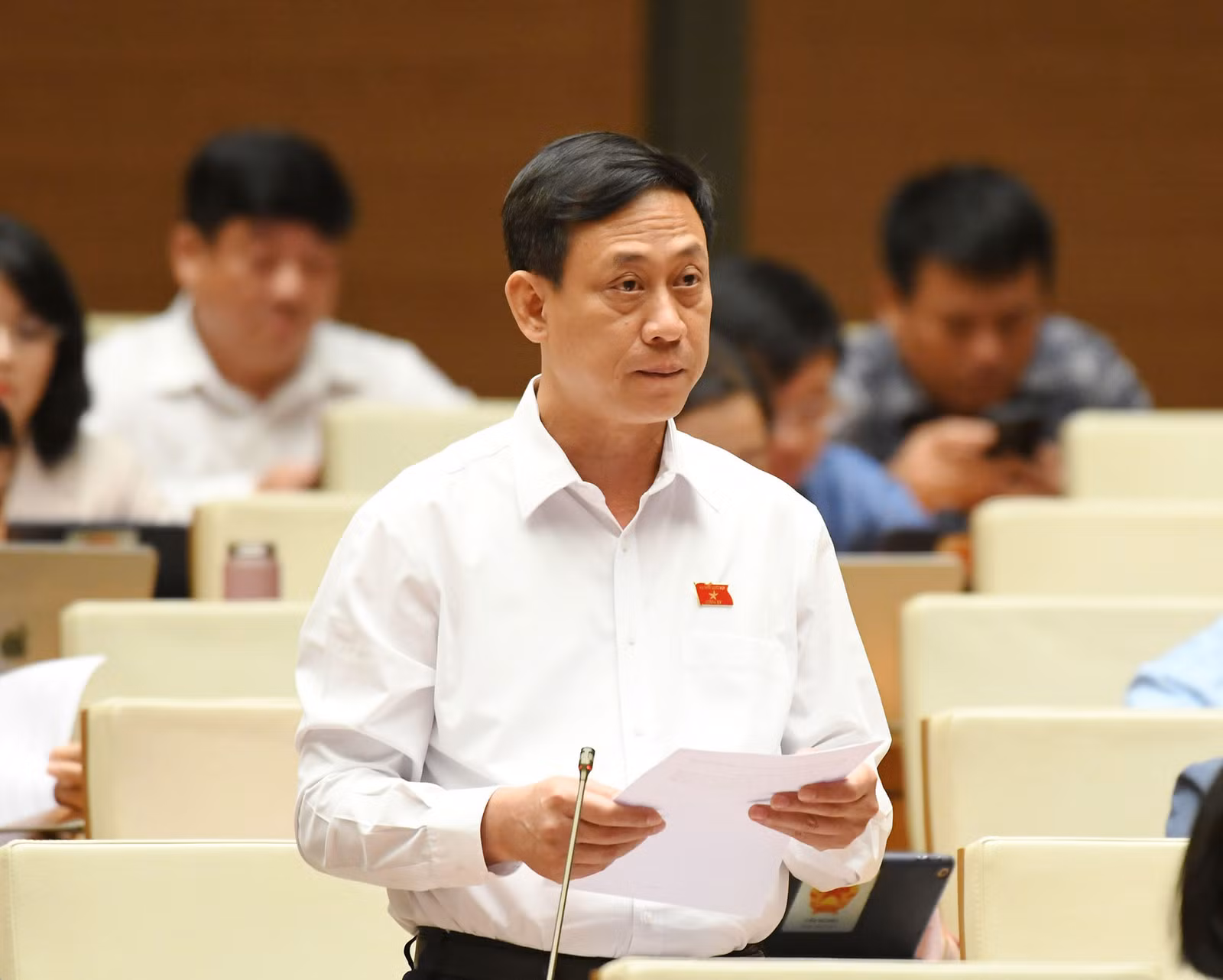 ĐBQH Mai Văn Hải (Thanh Hóa) phát biểu.
