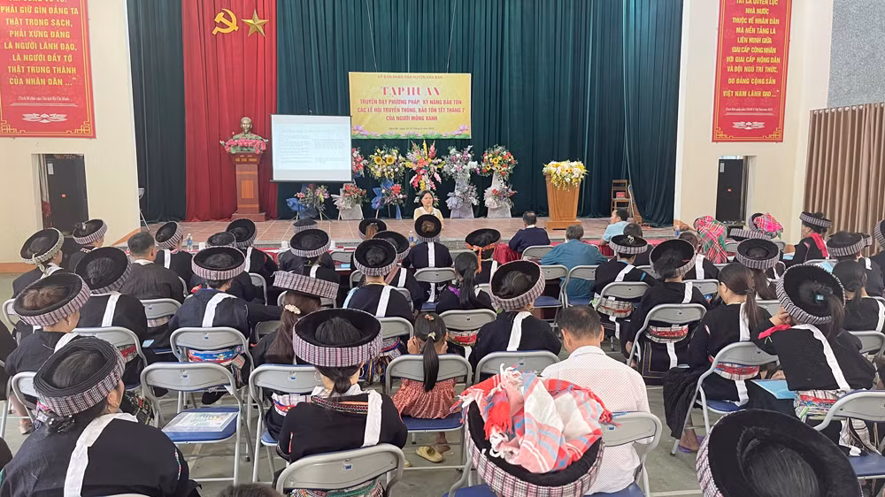 mong xanh.jpg