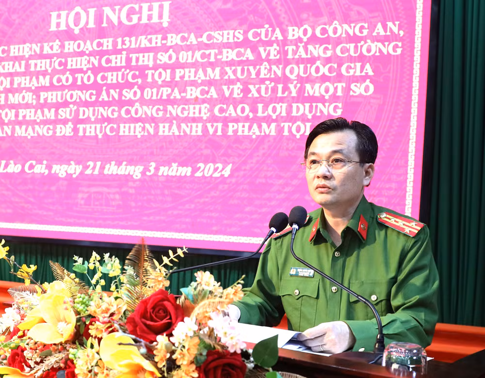 Đồng chí Đại tá Trần Quốc Huy, Phó giám đốc Công an tỉnh phát biểu tại Hội nghị.JPG
