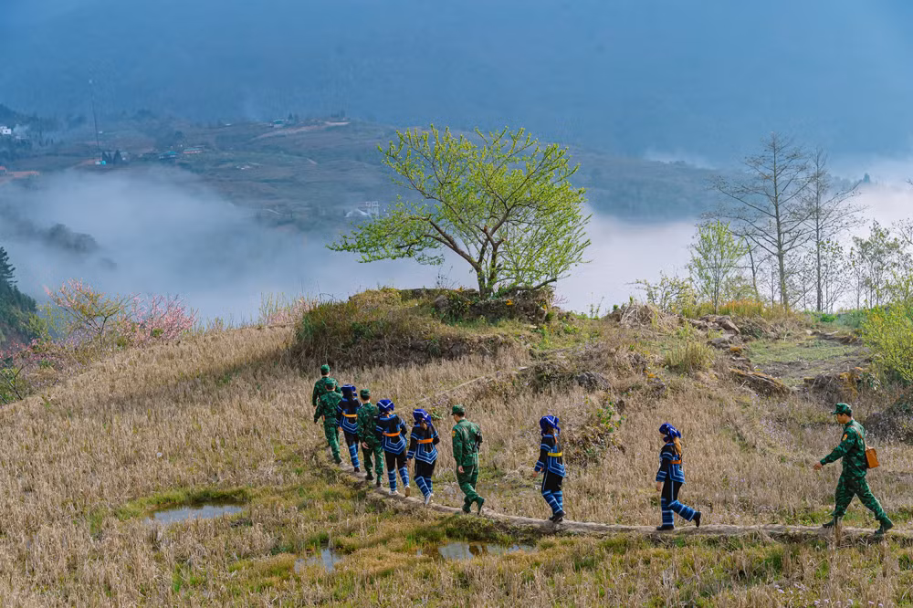 Đường tuần tra biên giới.jpg